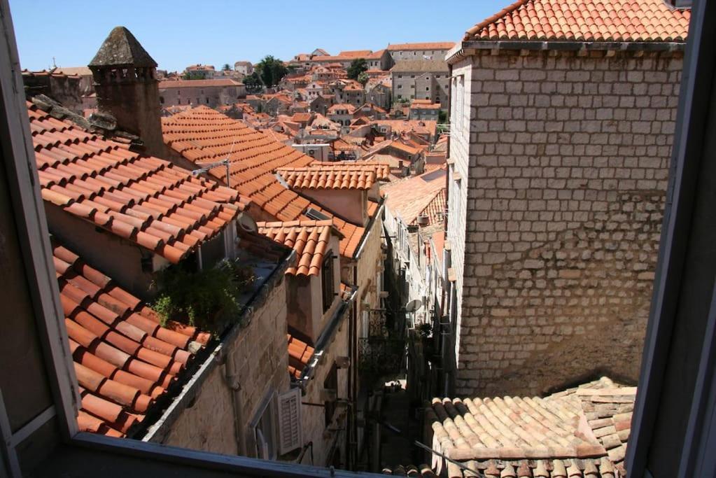 Апартаменты 1-Bdrm With Terrace In The Old Town Дубровник Экстерьер фото